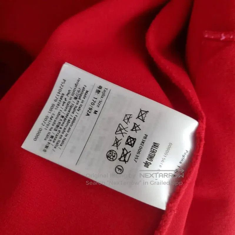 Valentino Valentino Red Logo Jacket for Women . Size M / US 6-8 / IT 42-44 - 6 Thumbnail