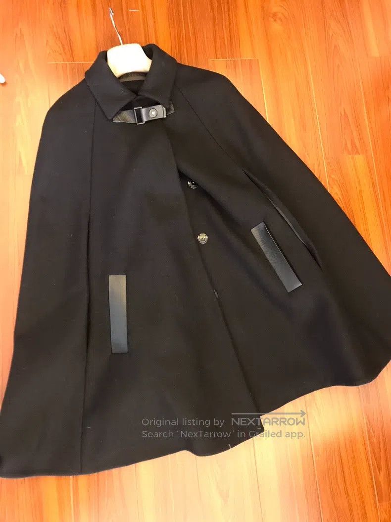 Versace Versace Women's cloak coat Size M / US 6-8 / IT 42-44 - 6 Thumbnail