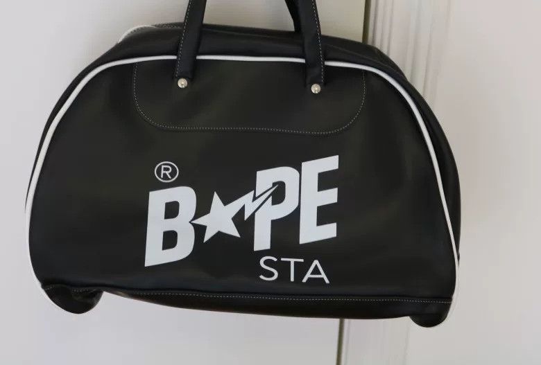 Bape BAPE Sta Initial OG Leather Handbag Size ONE SIZE - 1 Thumbnail