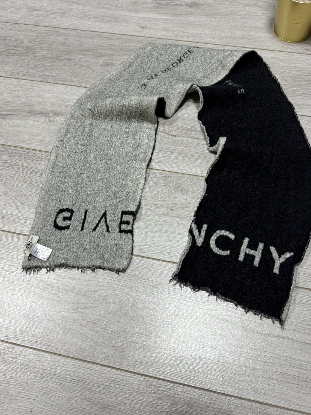 Givenchy Givenchy wool big logo spell out Paris fringed scarf Size ONE SIZE - 6 Thumbnail