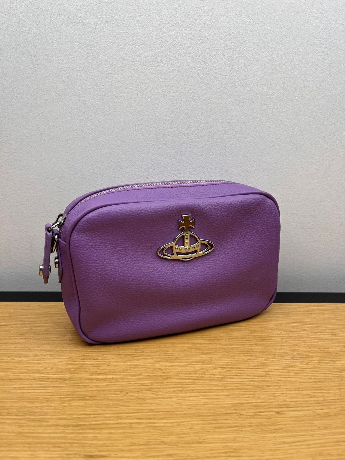 Vivienne Westwood O1F1D3Z0625 Size: Os / Anna Camera Bag In Purple, Women's