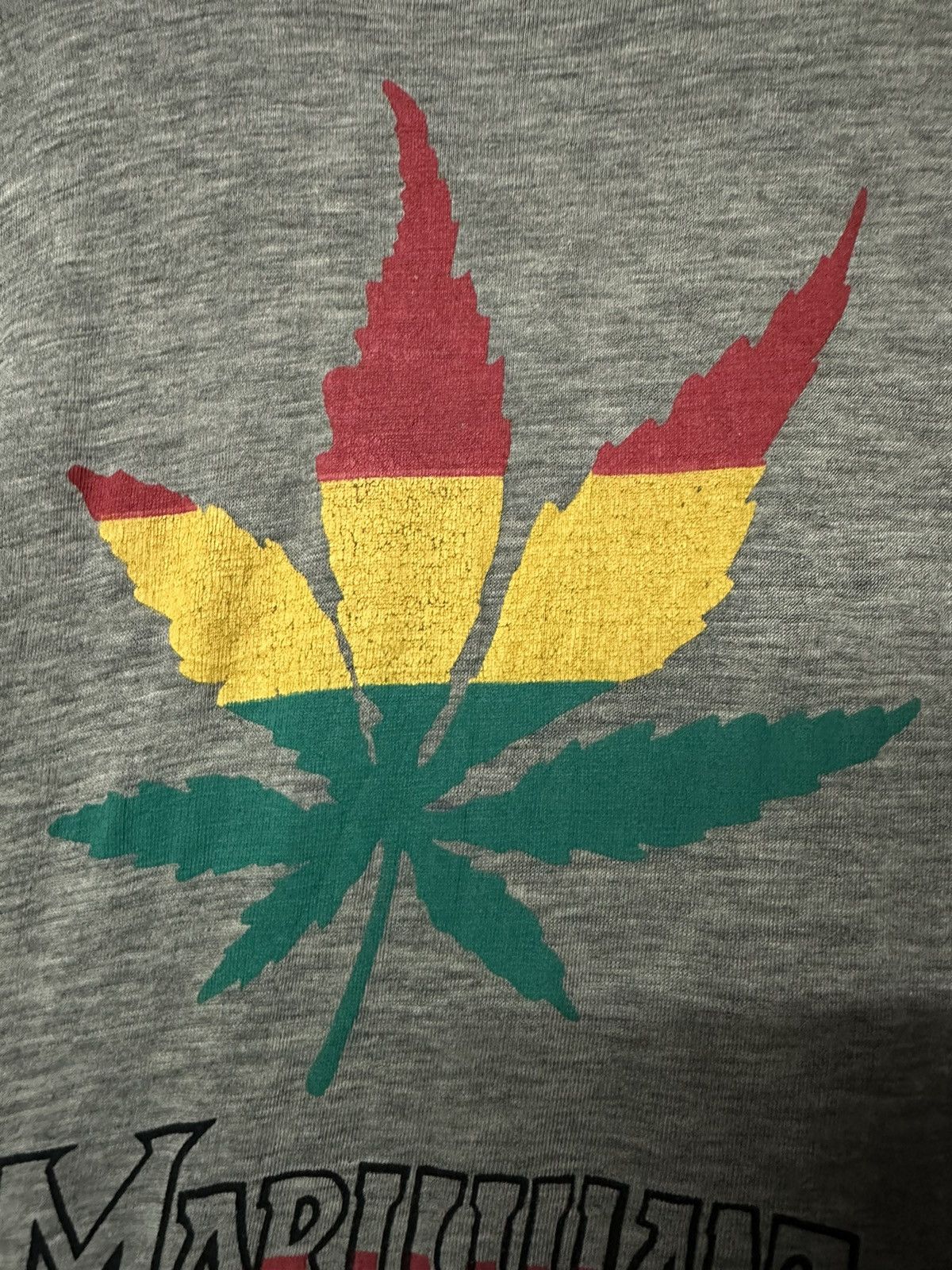 Band Tees × Vintage Vintage 90s Marijuana Paper Thin Distressed Tee Size US L / EU 52-54 / 3 - 3 Thumbnail