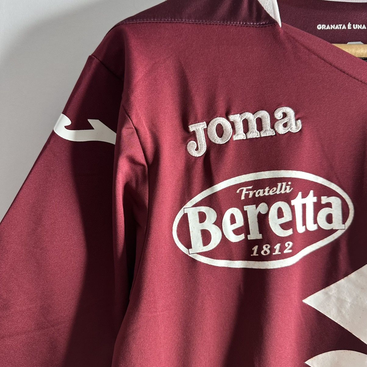 Joma TORINO 2020 2021 HOME FOOTBALL SHIRT SOCCER JERSEY JOMA Size US L / EU 52-54 / 3 - 3 Thumbnail