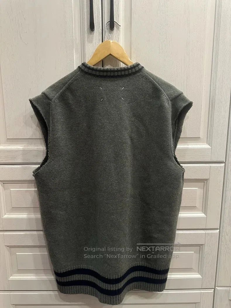 Maison Margiela Maison Margiela V. Size US S / EU 44-46 / 1 - 2 Thumbnail