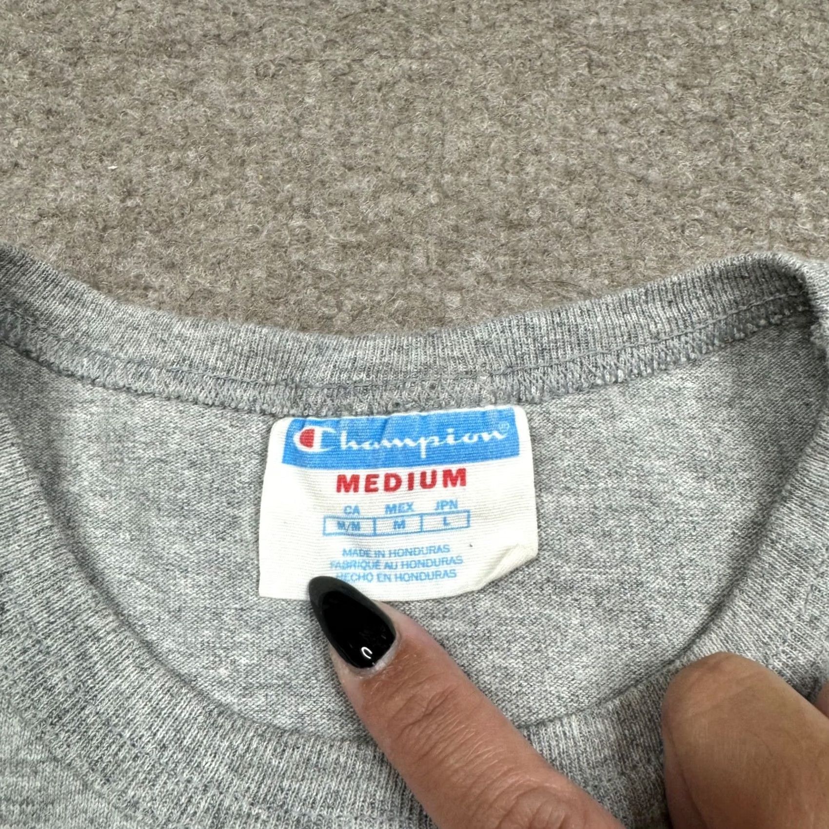 Champion Champion T Shirt Mens Size M Gray Short Sleeve Crew Neck Graphic Size US M / EU 48-50 / 2 - 4 Thumbnail