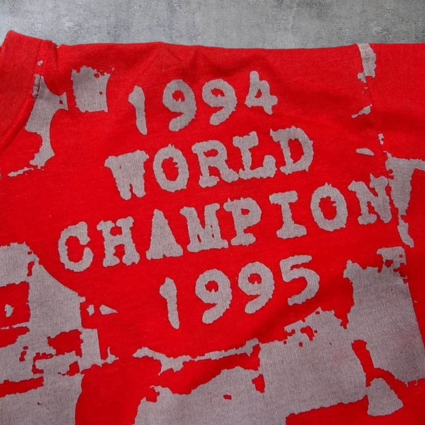 Vintage VINTAGE Michael Schumacher World Champion 1994-95 F1 T-Shirt XL Red Graphic Print Men Size US XL / EU 56 / 4 - 4 Thumbnail