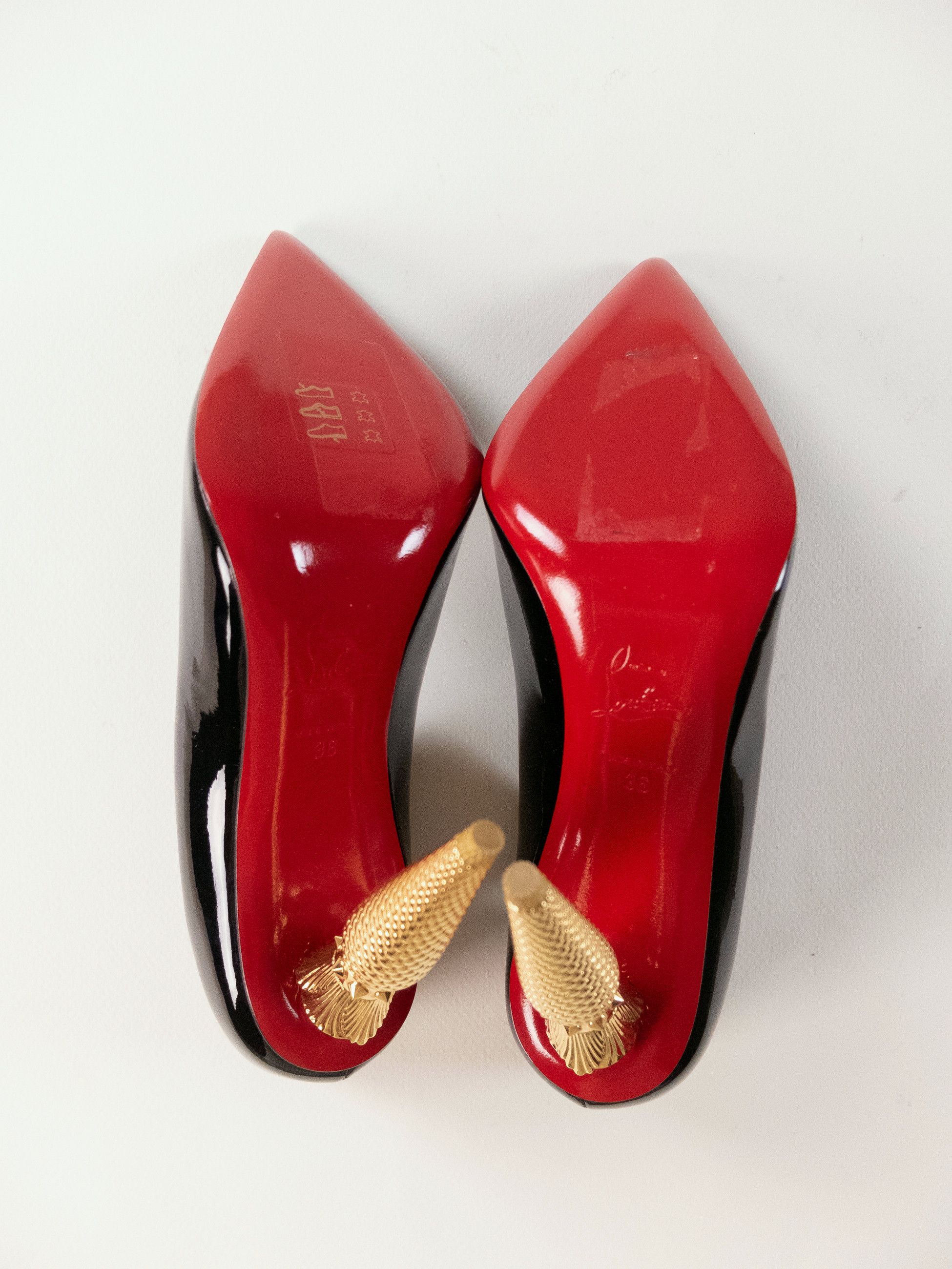Christian Louboutin CHRISTIAN LOUBOUTIN Lipchick black patent leather pumps Size US 6 / IT 36 - 13 Thumbnail