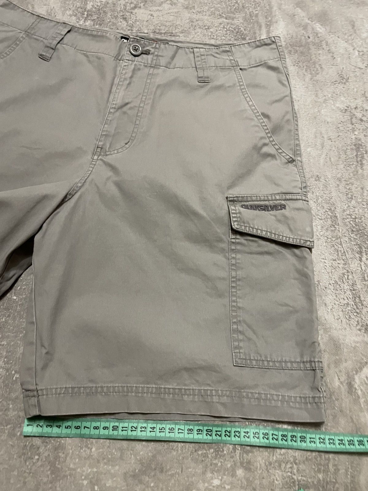 Quiksilver × Vintage Vintage Quicksilver Surf Style Cargo Shorts Size 34 Size US 34 / EU 50 - 18 Thumbnail