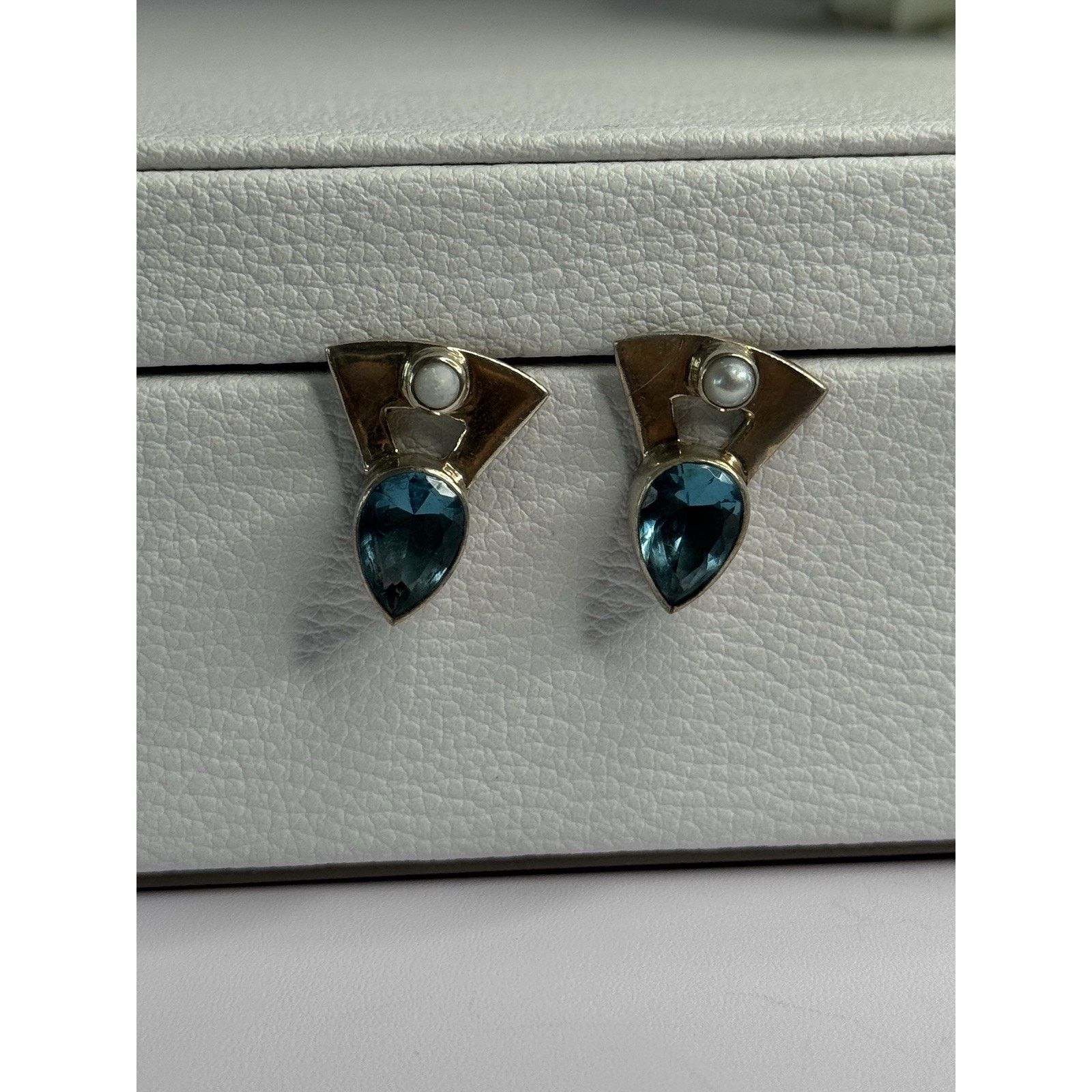Jewelry 925 STERLING SILVER TOPAZ & PEARL EARRINGS LENGTH 0.70 INCH Size ONE SIZE - 3 Thumbnail