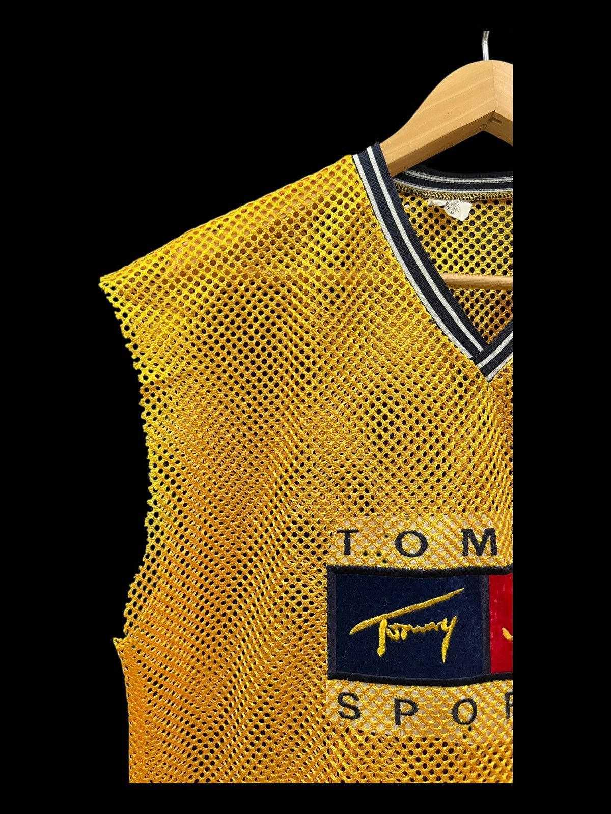 Tommy Hilfiger Vintage Tommy Sports Mesh Jersey Size US M / EU 48-50 / 2 - 4 Thumbnail