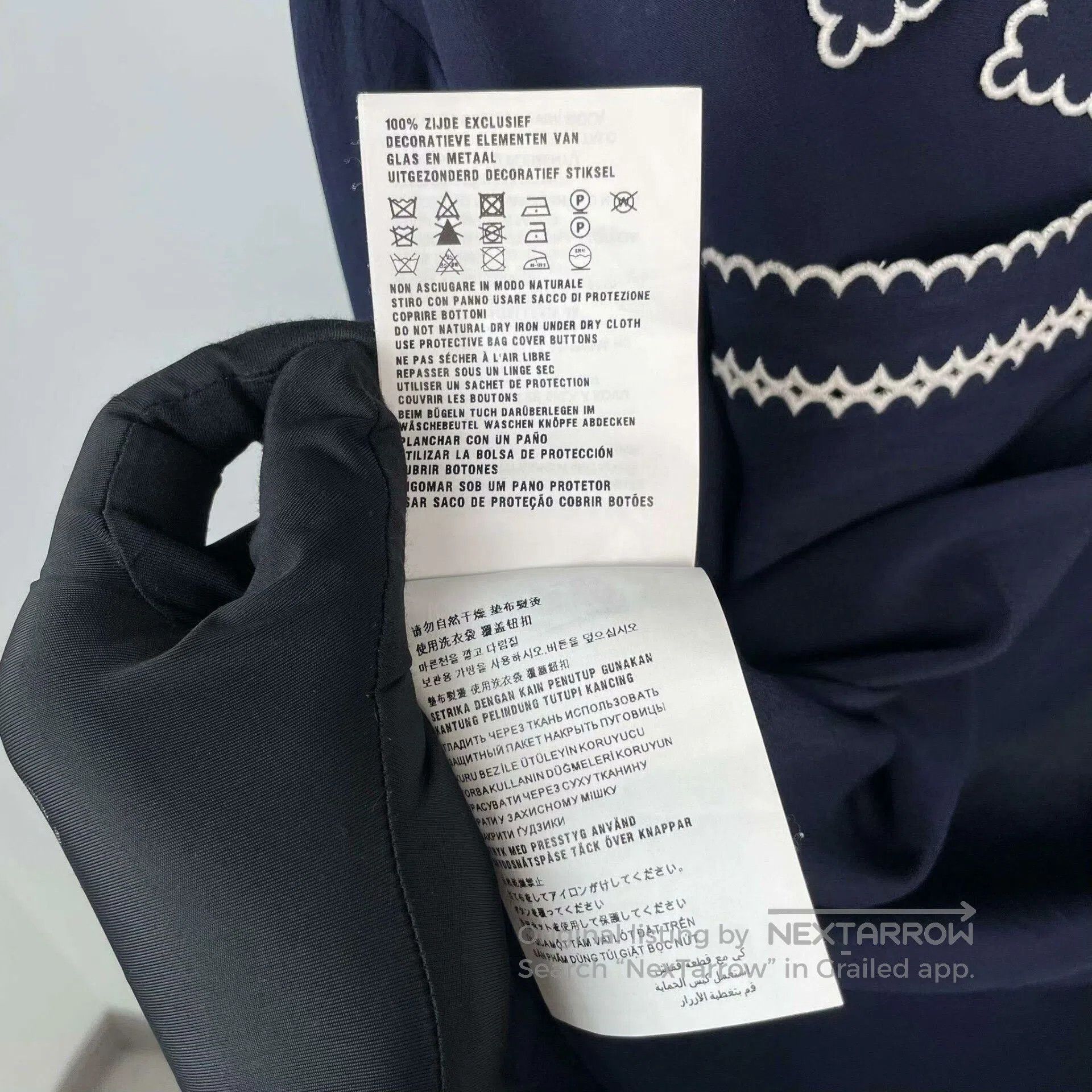 Miu Miu Miu Miu Dark Blue Silk Shirt. Size M / US 6-8 / IT 42-44 - 4 Thumbnail