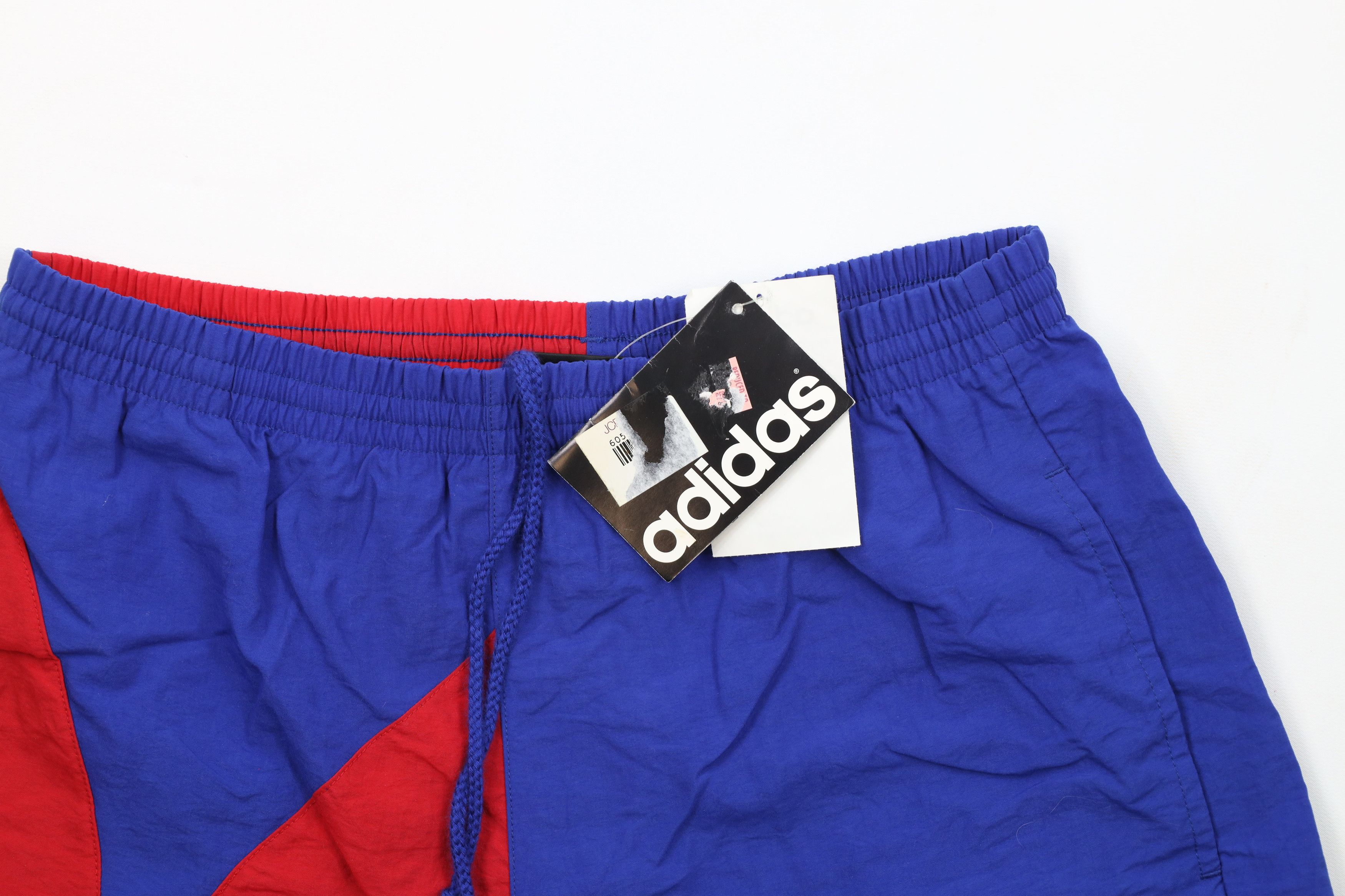 Adidas × Vintage Deadstock Vintage 90s Adidas Trefoil Running Soccer Shorts Size US 32 / EU 48 - 2 Thumbnail