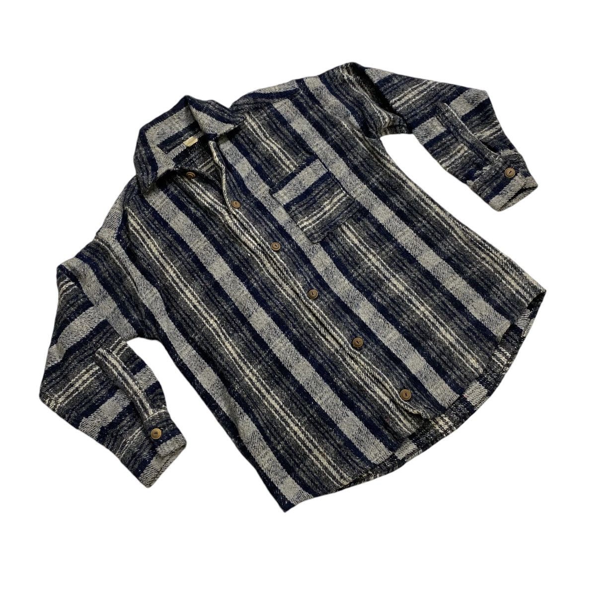 Vintage Vintage 80s Flannel wood button Size US L / EU 52-54 / 3 - 2 Thumbnail