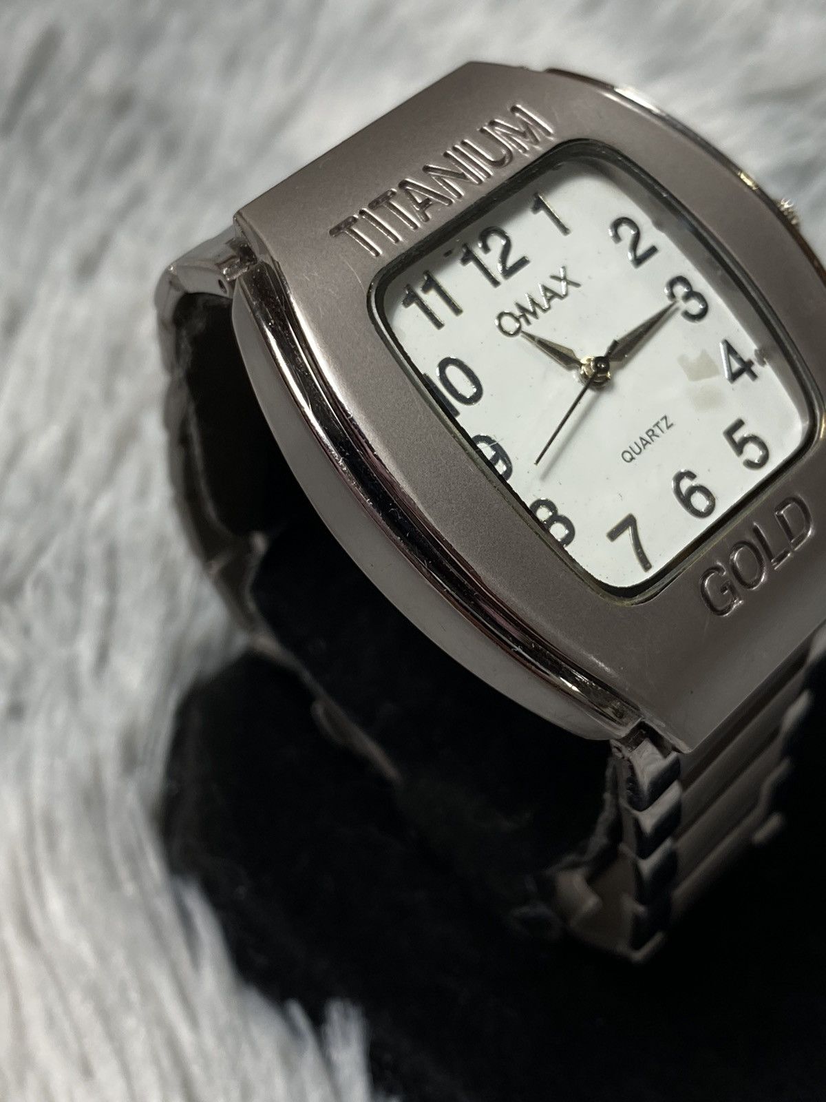 Jewelry × Vintage Titanium Omax Quartz Watch - Japanese Brand Size ONE SIZE - 6 Thumbnail