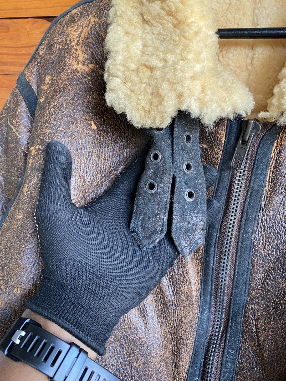 Vintage STRATH CONAR B-3 Shearling Leather Flight Jacket Distressed Size US M / EU 48-50 / 2 - 19 Thumbnail