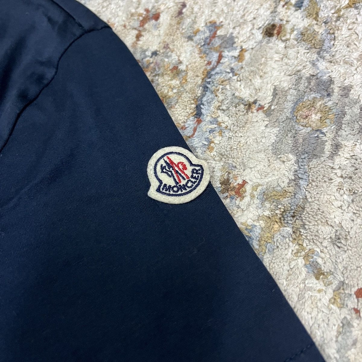Moncler Moncler Maglia Small Logo Tshirt Size US S / EU 44-46 / 1 - 3 Thumbnail