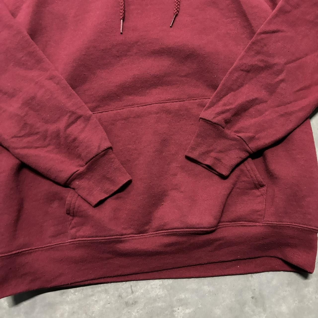 Russell Athletic × Vintage Crazy Vintage Y2K/2000s Red Blank Russell Style Essential Pullover Hoodie! Size US S / EU 44-46 / 1 - 5 Thumbnail