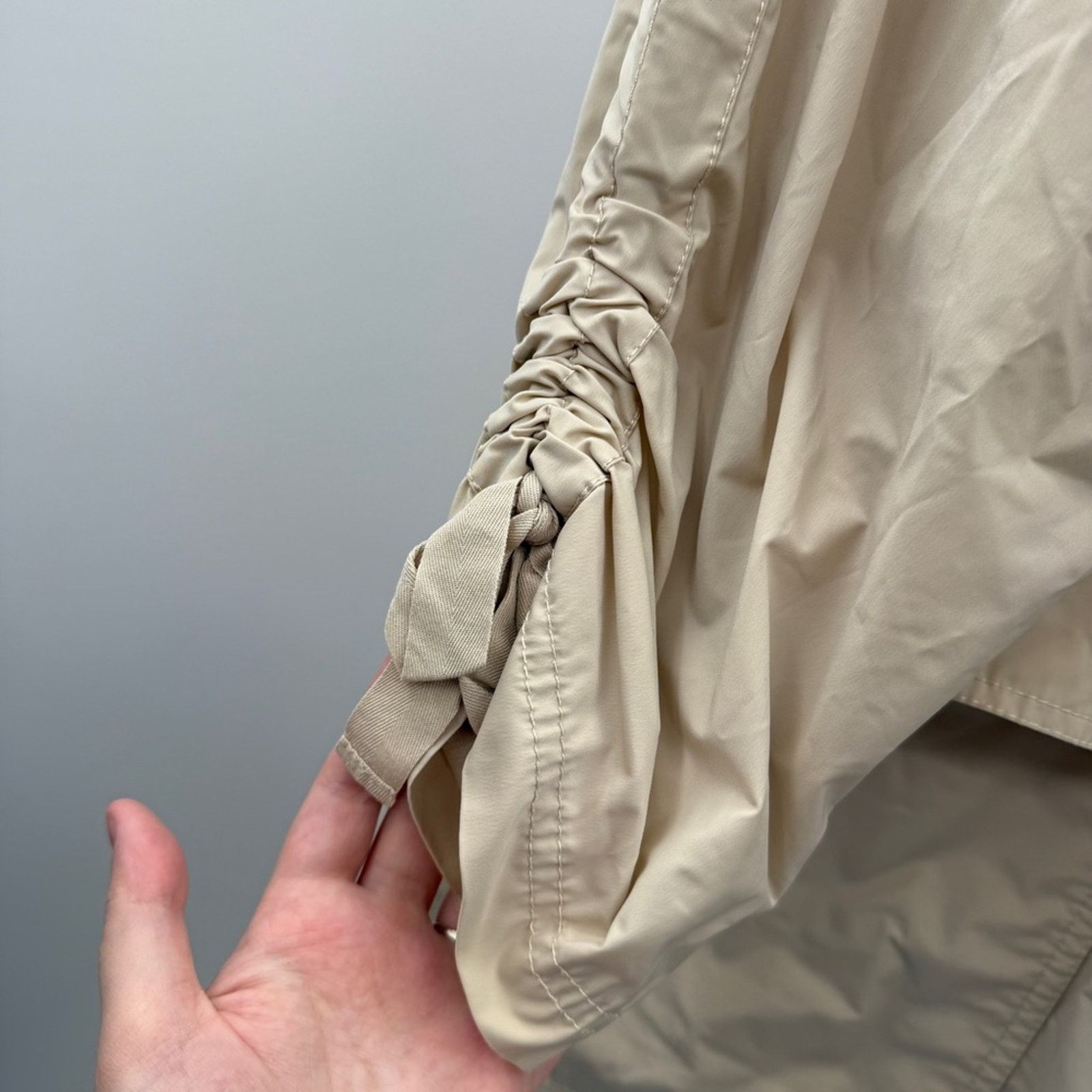 Elizabeth and James Elizabeth and James Bowery Oversized Ruched Sleeve Jacket Size M / US 6-8 / IT 42-44 - 6 Thumbnail