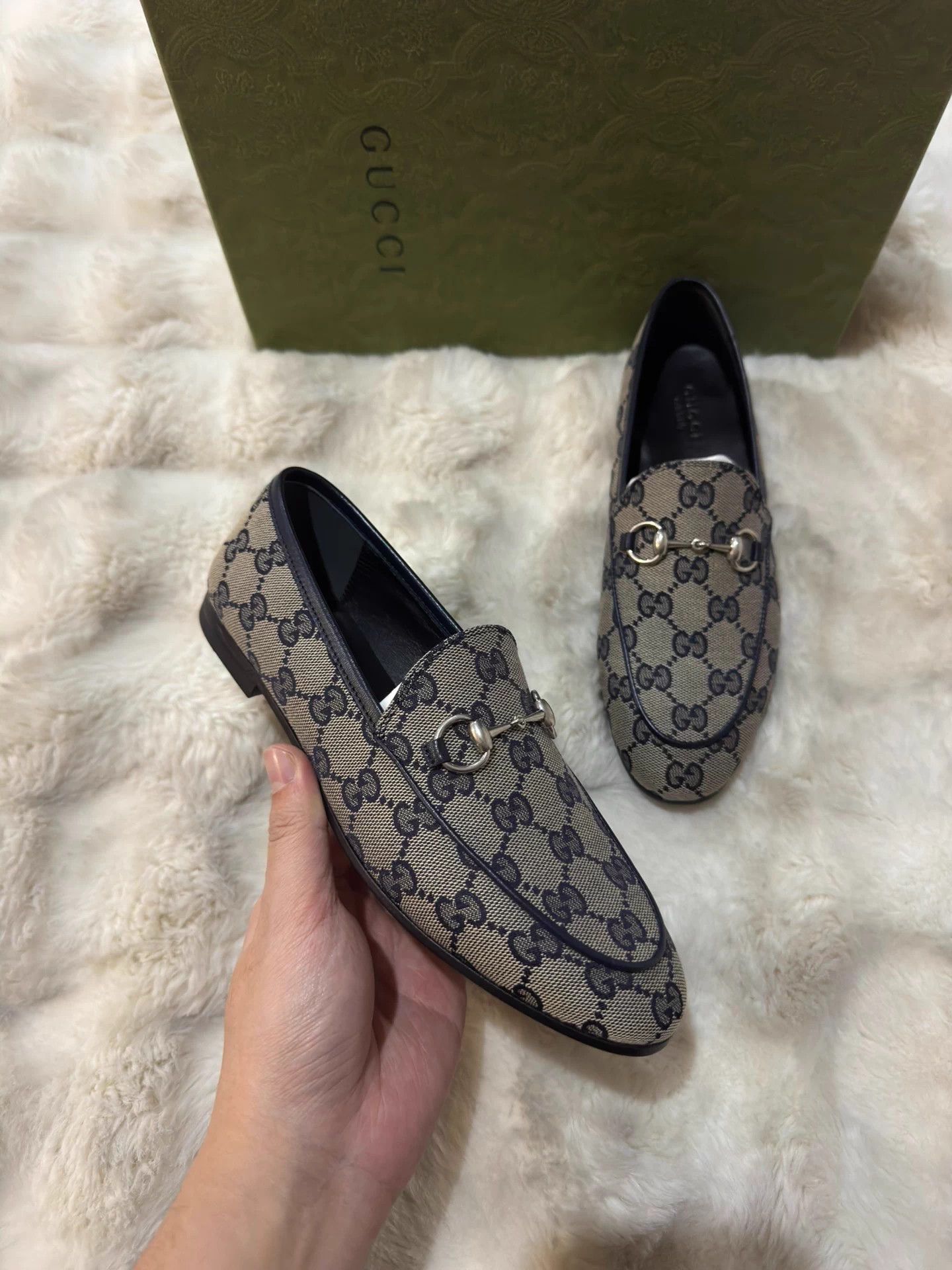 Gucci Gucci Women's New All Over Print Loafers 36.5 EU Size US 6.5 / IT 36.5 - 3 Thumbnail