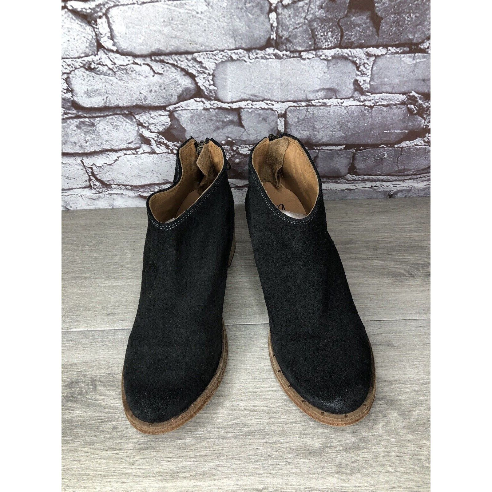 beek BEEK Falcon Black Suede Leather Back Zip Stacked Heel Bootie Size US 7 / IT 37 - 15 Thumbnail