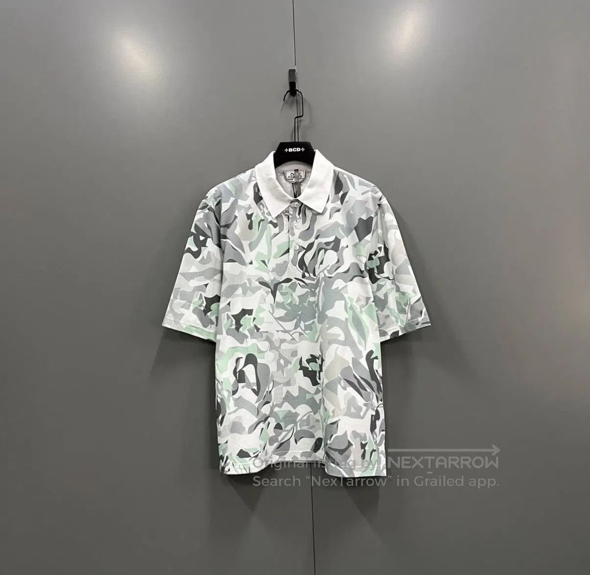 Hermes White Camouflage Short Sleeve Polo Shirt. Size US XL / EU 56 / 4 - 1 Thumbnail