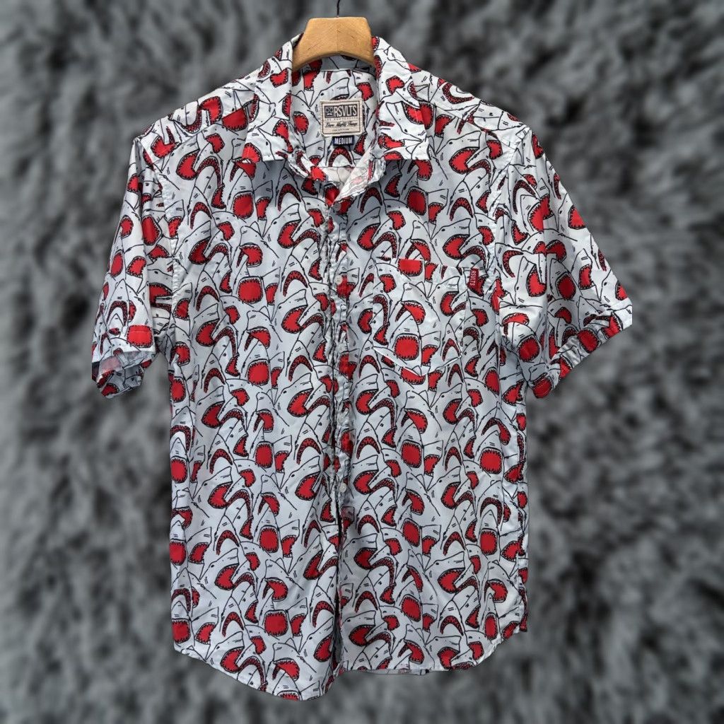 Vintage RSVLTS Sharky Shark Rare Red Tag Sz Medium Roosevelts Button Front Short Sleeve Size US 31 - 1 Thumbnail
