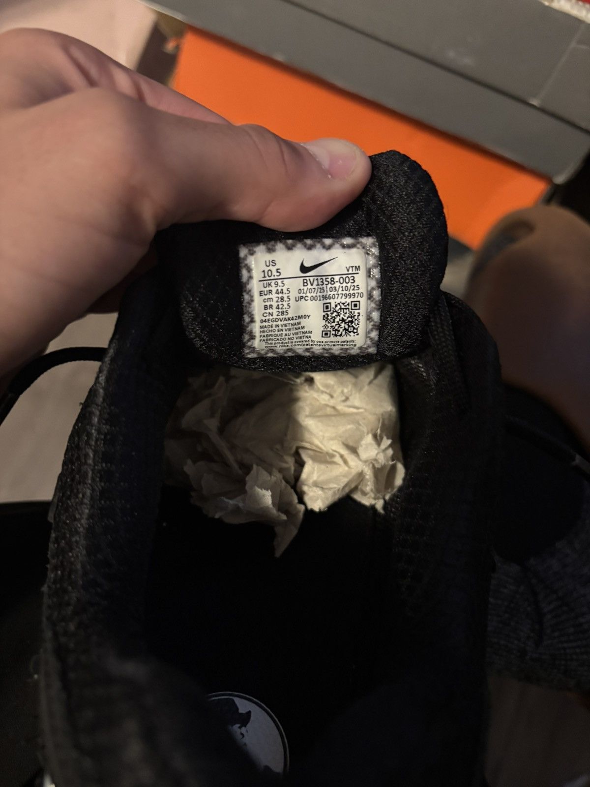 Nike Nike style shoe Size US 10.5 / EU 43-44 - 2 Thumbnail