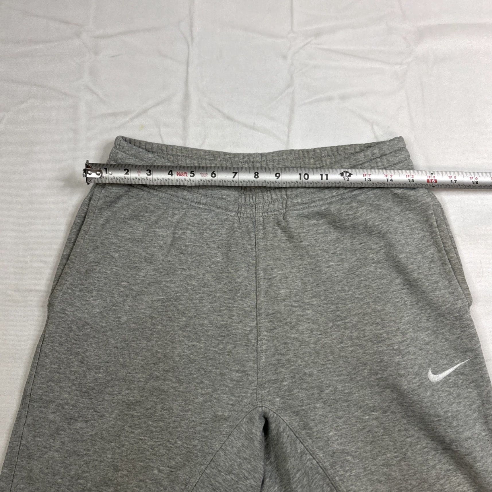 Nike Nike Sweatpants Jogger Elastic Cuffs Tapered Gray M Men’s Medium Activewear Best Nike Shirt? Size US 31 - 4 Thumbnail