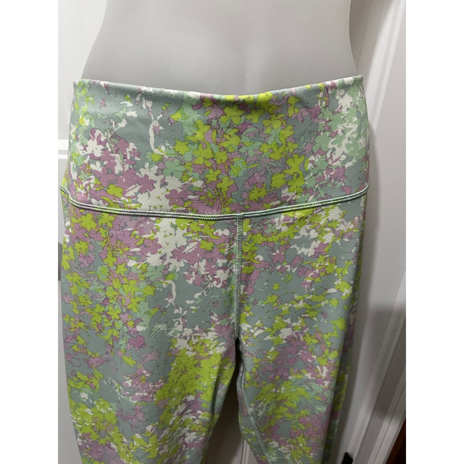 Fabletics Define PowerHold High-Waisted Legging 7/8 Stretch XL Size 36" / US 14 / IT 50 - 6 Thumbnail