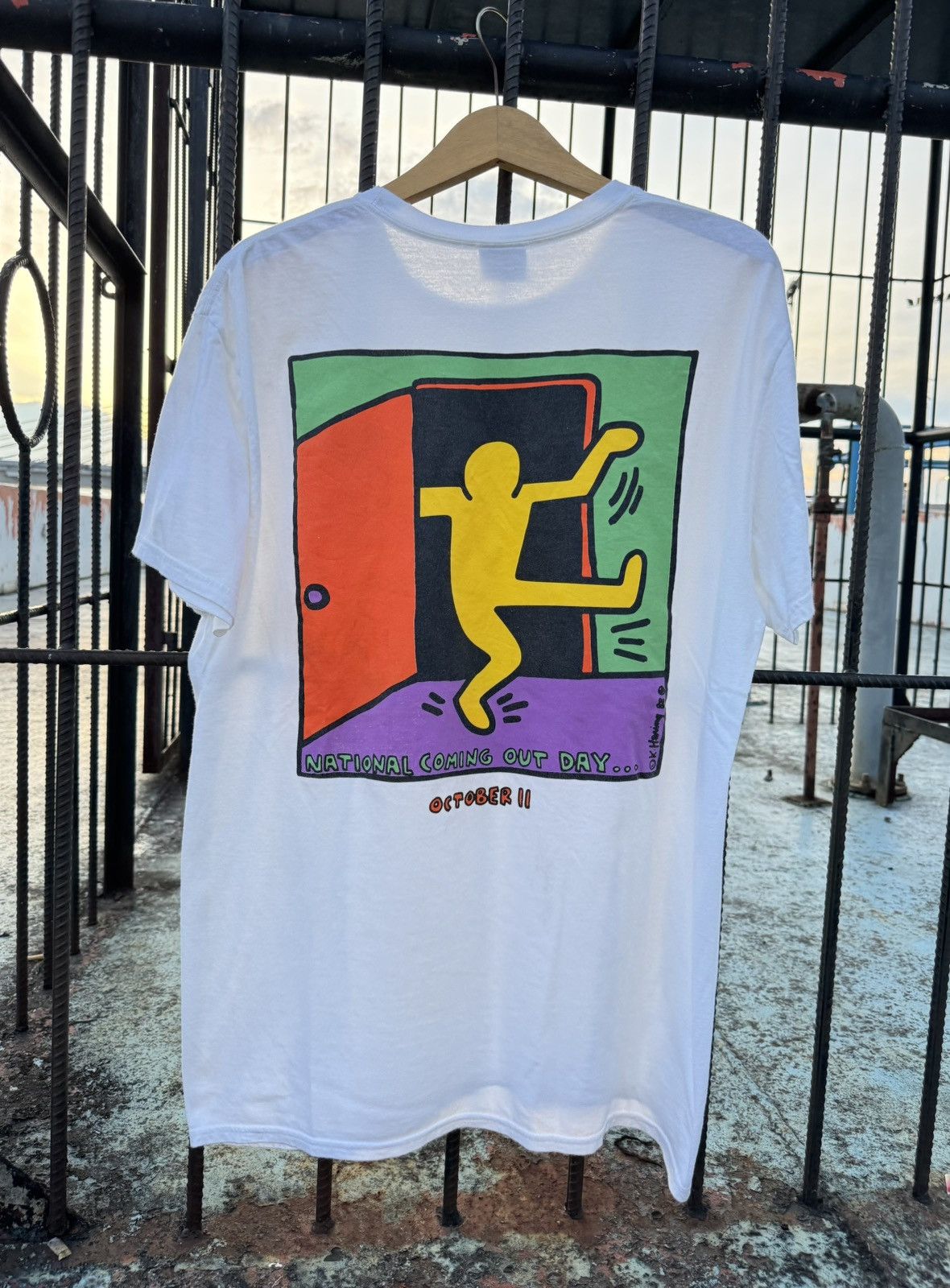 Keith Haring Vintage Keith haring National coming out day tshirt Size US XL / EU 56 / 4 - 1 Thumbnail