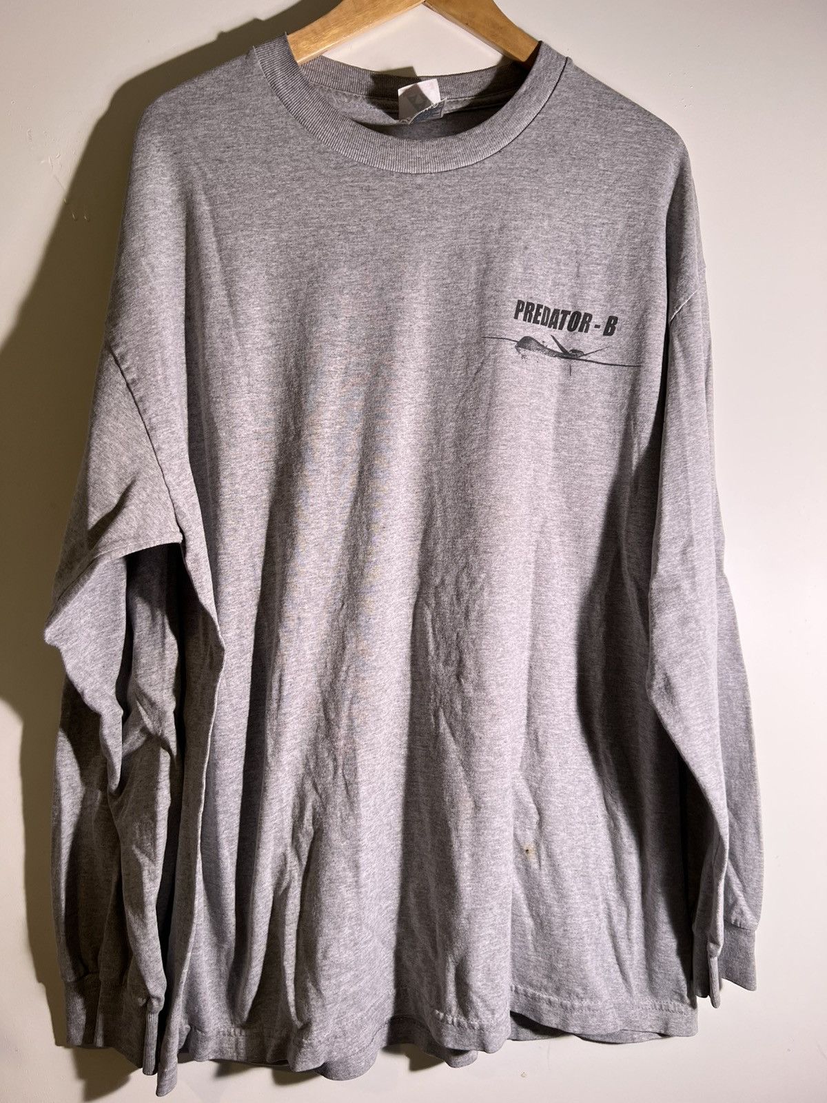 Vintage 90’s 2000’s Y2K VTG Vintage Predator B Military Airplane Tee Size US XL / EU 56 / 4 - 2 Thumbnail