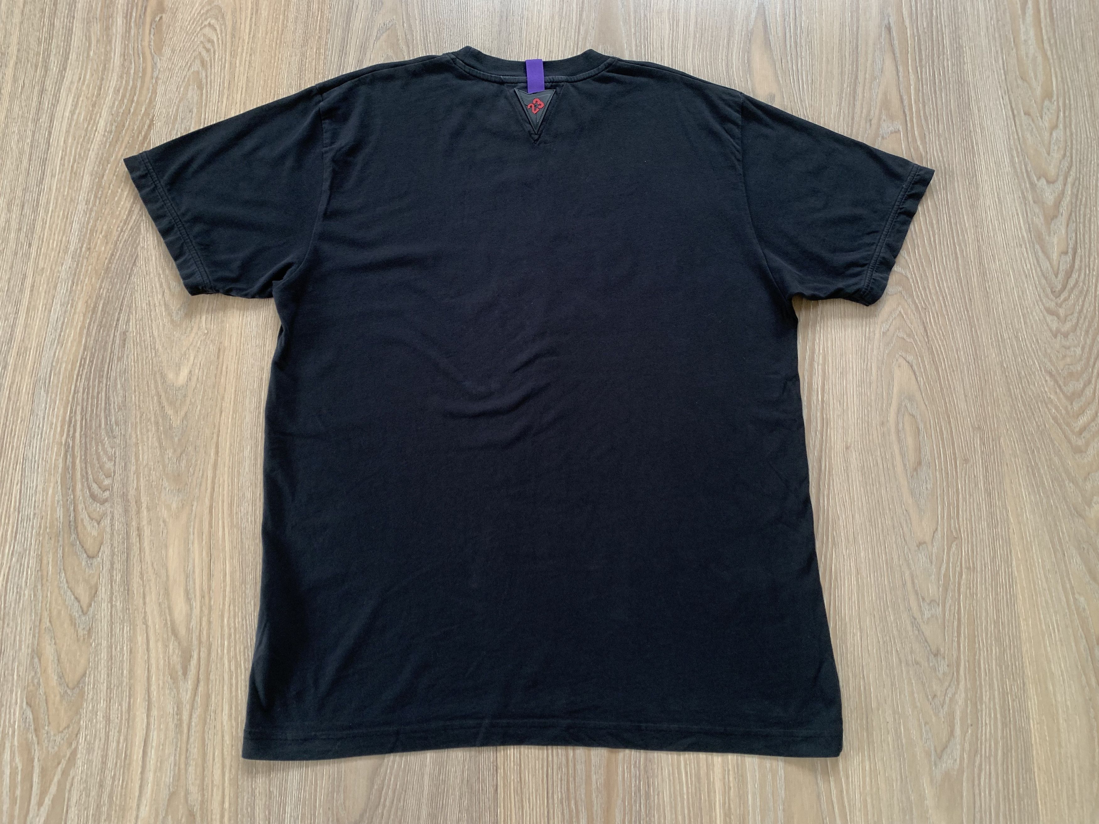 Jordan Brand Rare Vintage Nike Air Jordan Black Printed T-Shirt Size US L / EU 52-54 / 3 - 3 Thumbnail