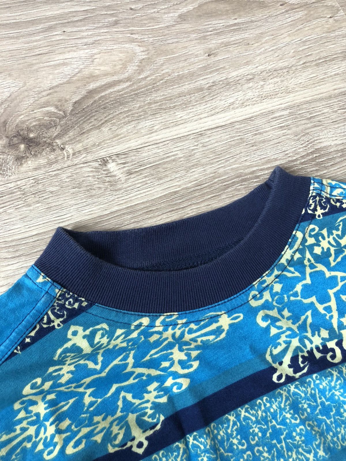 O'Neill × Vintage Vintage O’Neill Y2K Surf Style Retro Print T Shirt Size US S / EU 44-46 / 1 - 5 Thumbnail