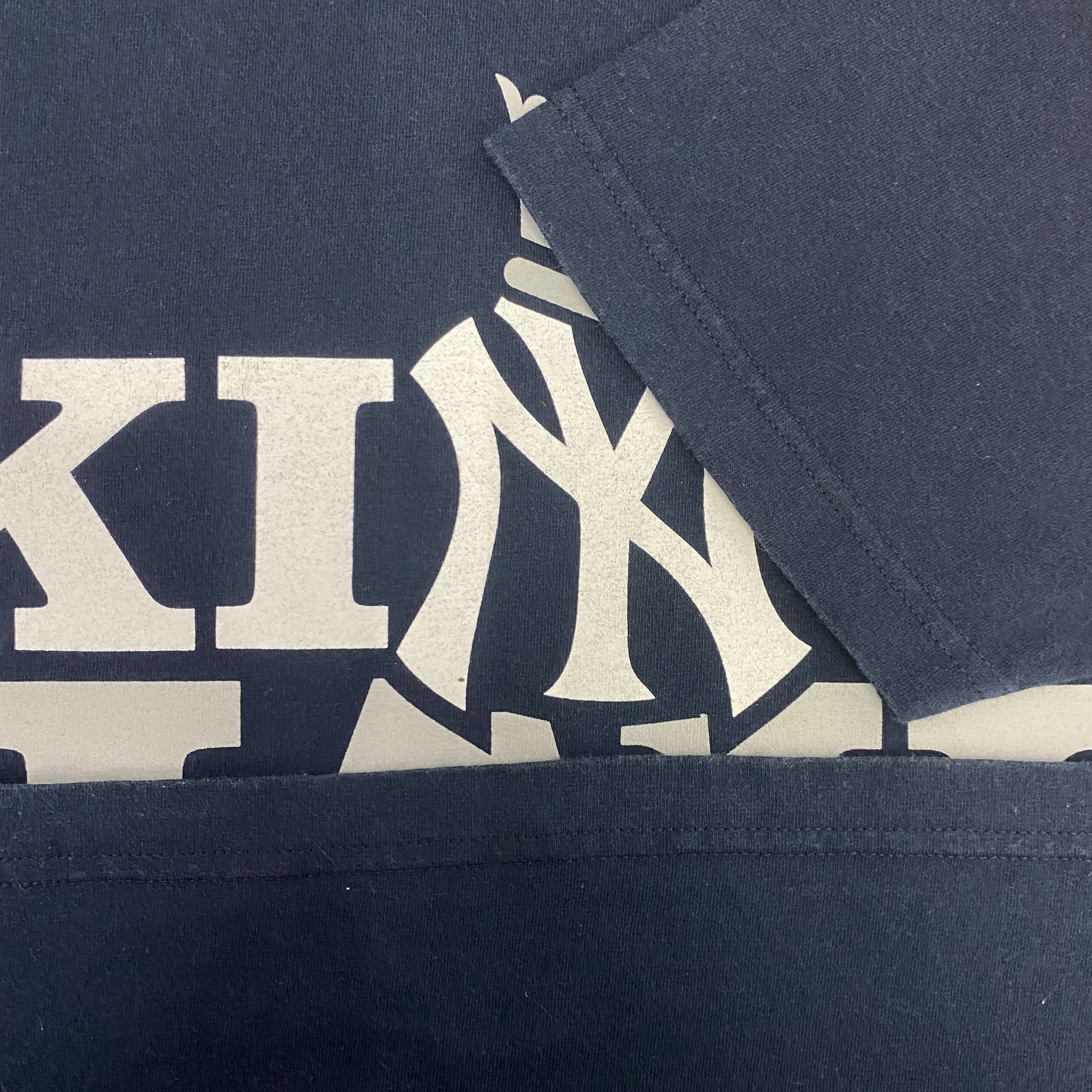 New York Yankees Vintage New York Yankees King Jay Tshirt - I094 Size US M / EU 48-50 / 2 - 5 Thumbnail