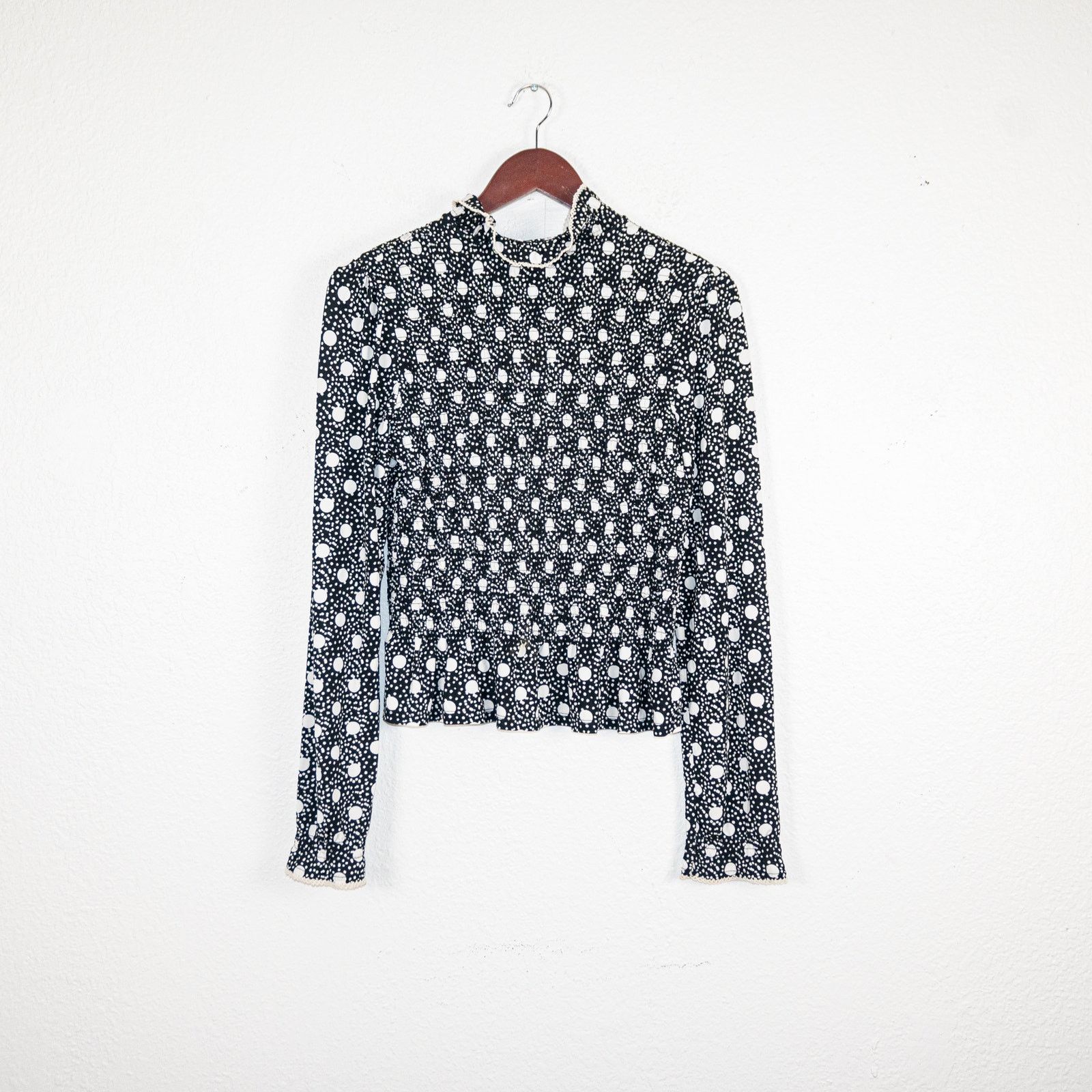 Sandro Sandro Women's Printed T-Shirt with Smocking fits Small Size S / US 4 / IT 40 - 9 Thumbnail
