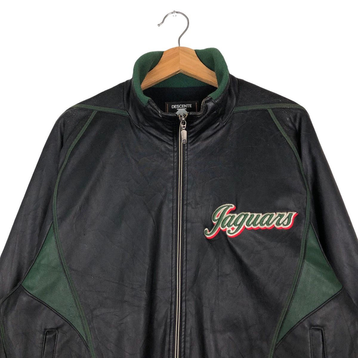 Japanese Brand Vintage Bomber Jacket Descente Big Logo Embroidered Jaguars Size US M / EU 48-50 / 2 - 3 Thumbnail