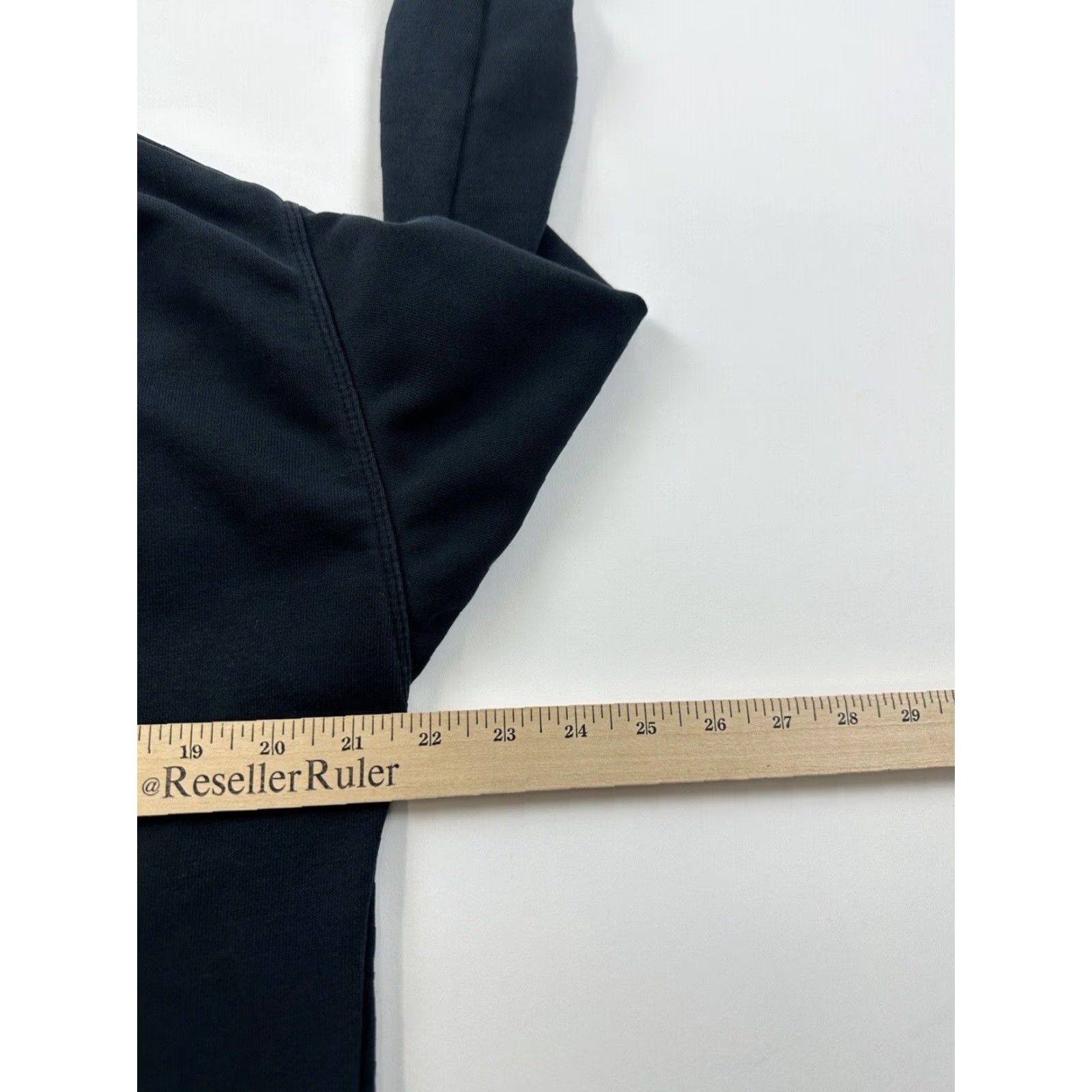 Nike Nike Sweatshirt Women’s Medium Black Pullover Crew Neck Versa Open Back Logo Activewear — M Women's Black Open-Back Pullover Sweatshirt Size M / US 6-8 / IT 42-44 - 7 Thumbnail