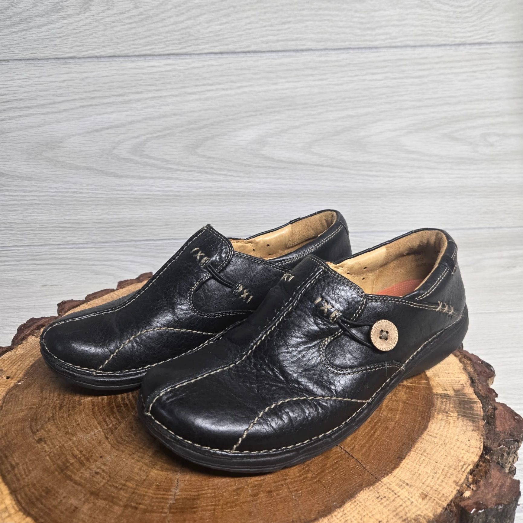 Clarks Clarks Un-Structured Loafers Black Round Toe Button Slip On 85071 Women's US 8 Size US 8 / IT 38 - 2 Thumbnail