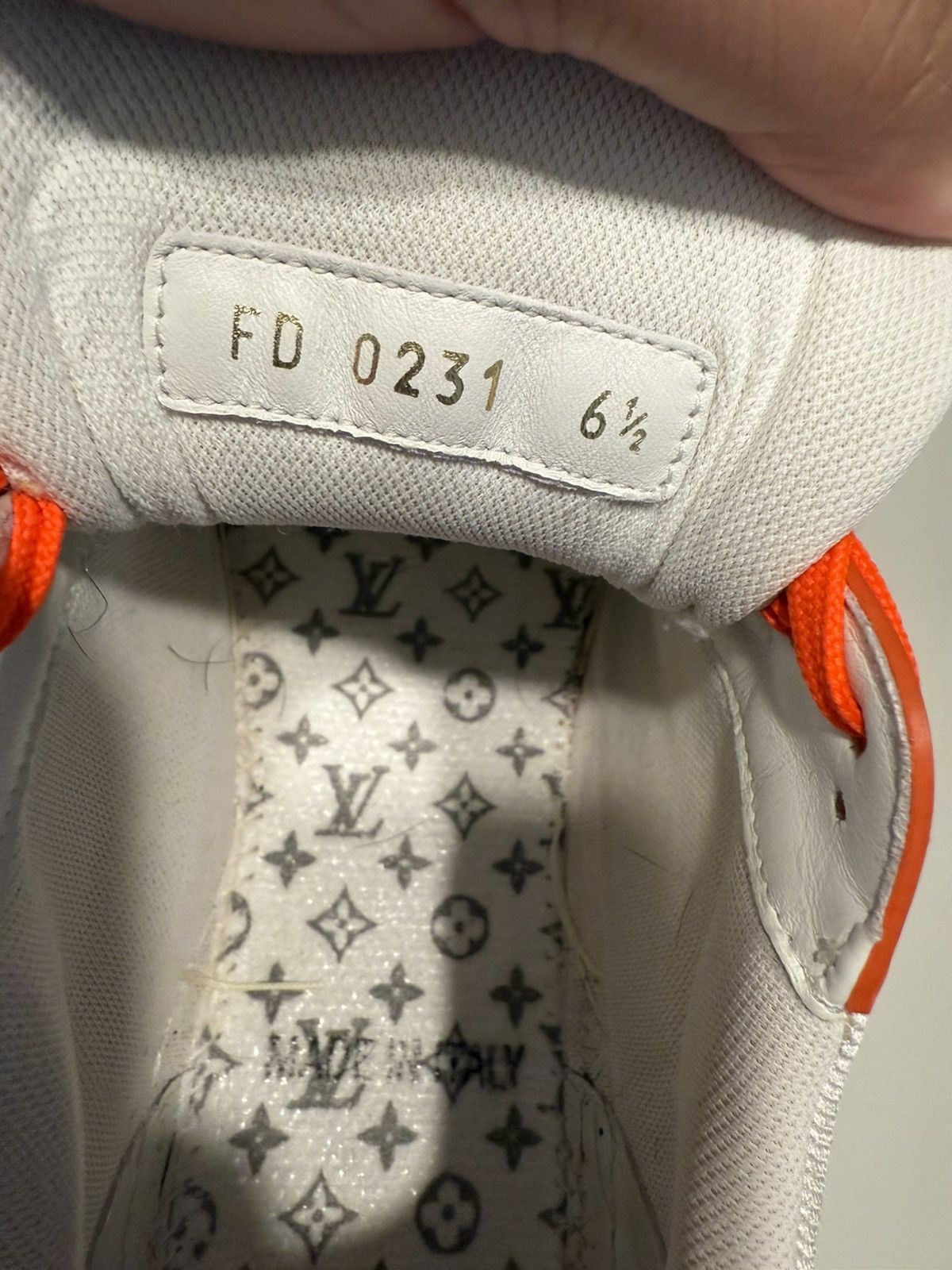 Louis Vuitton Louis Vuitton LV Trainer Sneaker sz 9 Size US 9 / EU 42 - 7 Thumbnail