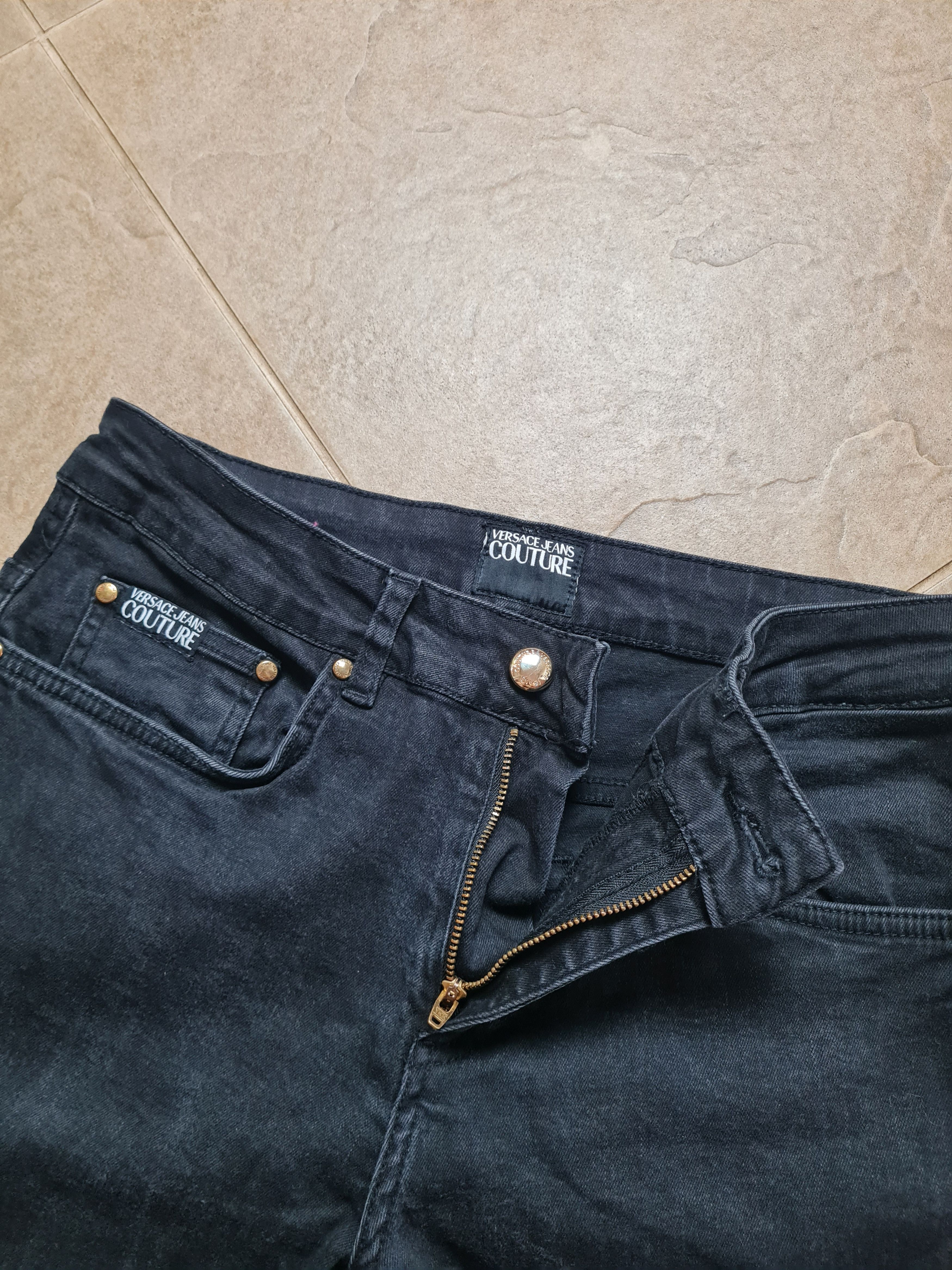 Versace Jeans Couture VINTAGE VERSACE JEANS COUTURE DENIM BIG LOGO TAG IT 44 Size US 28 / EU 44 - 4 Thumbnail