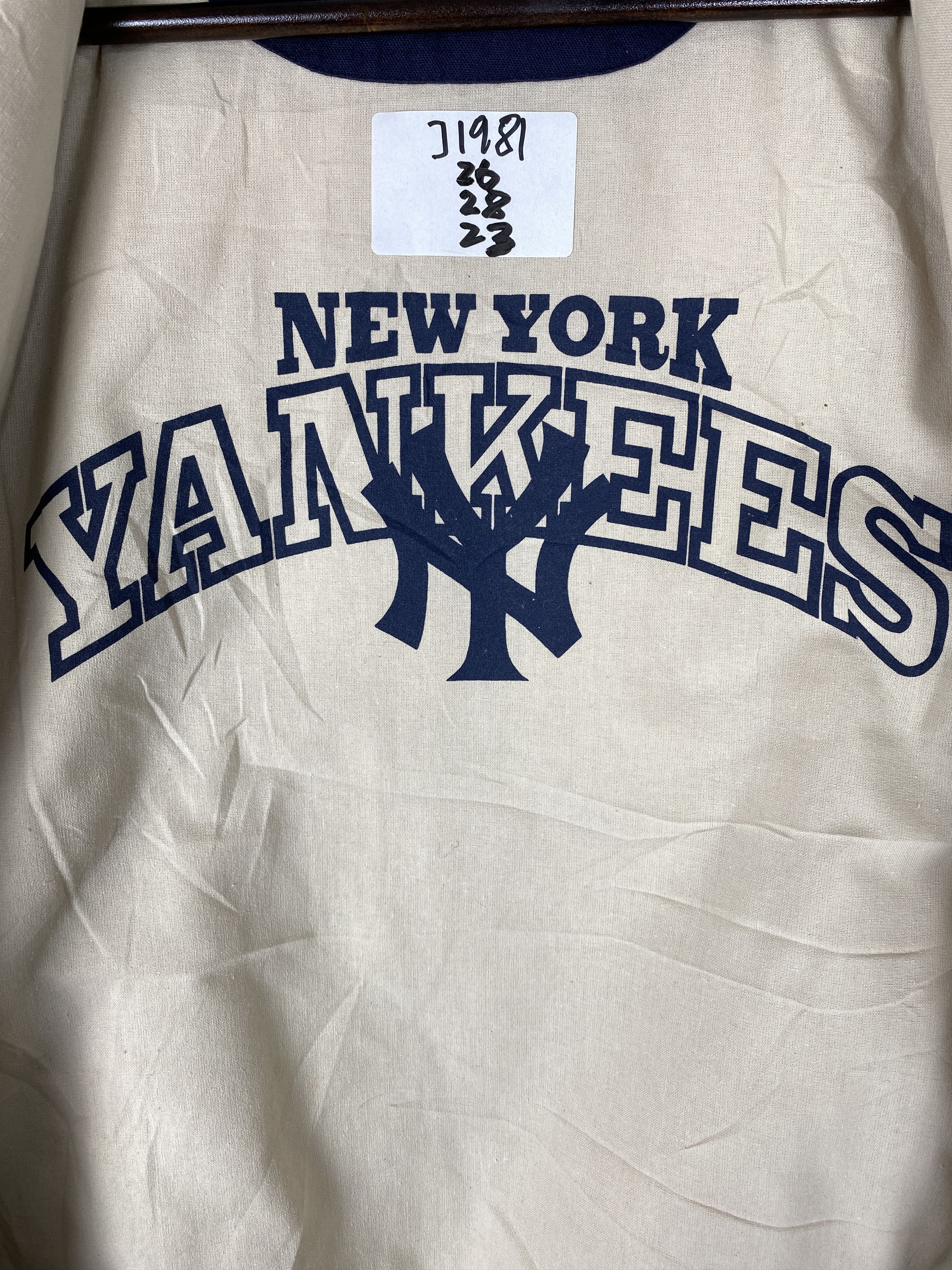 MLB Vintage New York Yankees Baseball Varsity Jacket J1981 Size US L / EU 52-54 / 3 - 9 Thumbnail
