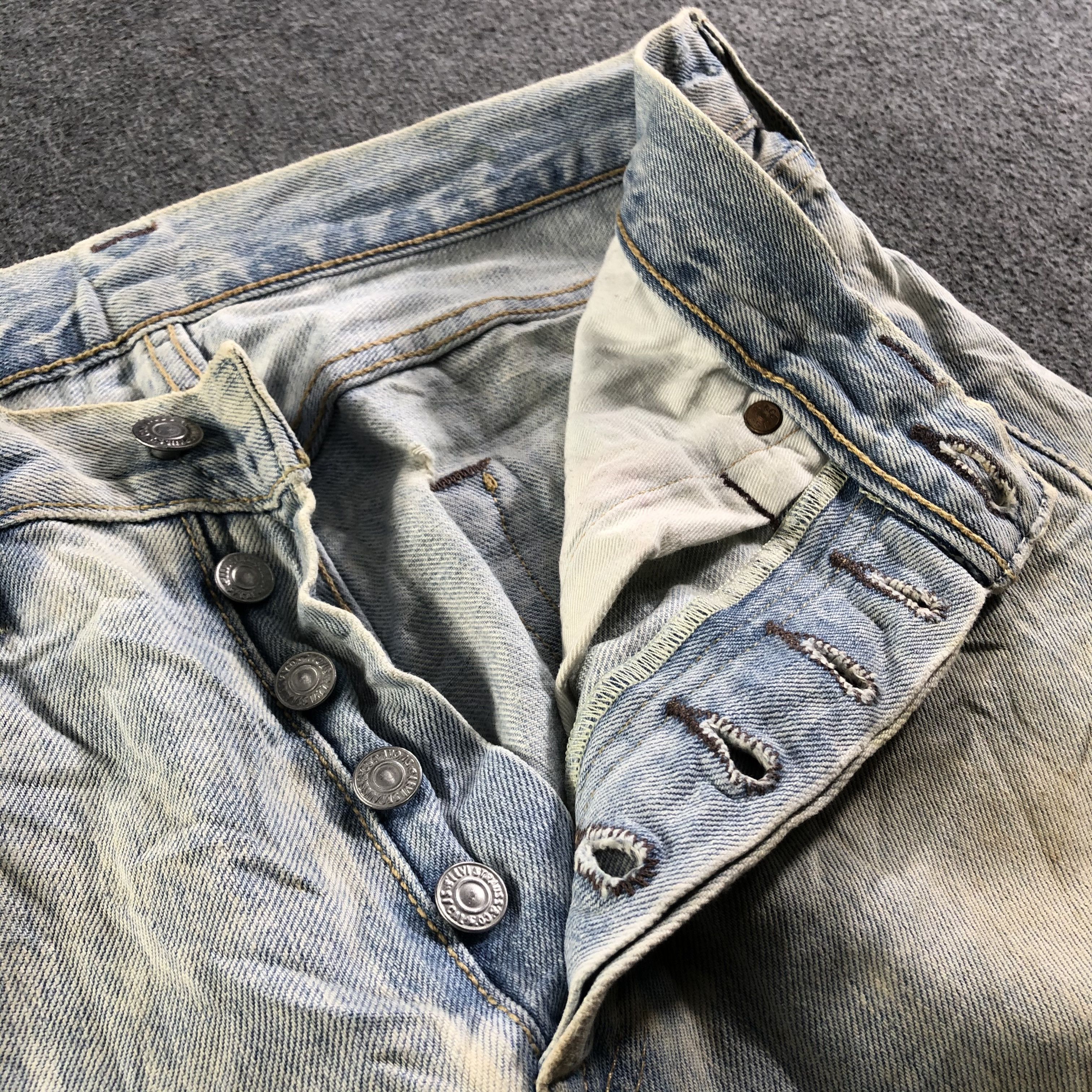 Levi's Vintage Light Wash Levis 501 Jeans-J3654 Size US 30 / EU 46 - 9 Thumbnail