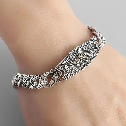 Other Grass Pattern Hand Woven Bracelet Size ONE SIZE - 1 Thumbnail