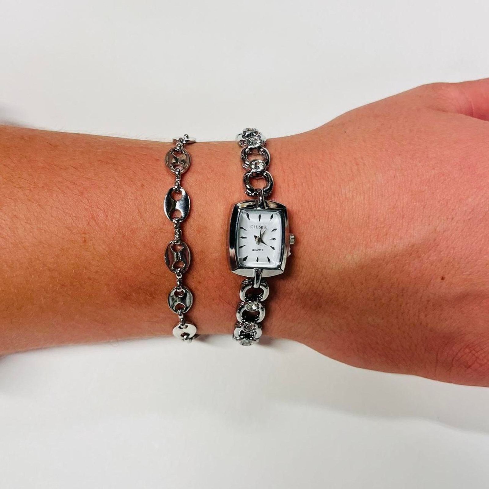 Vintage 2000s vintage style dainty square stainless steel watch Size ONE SIZE - 2 Thumbnail