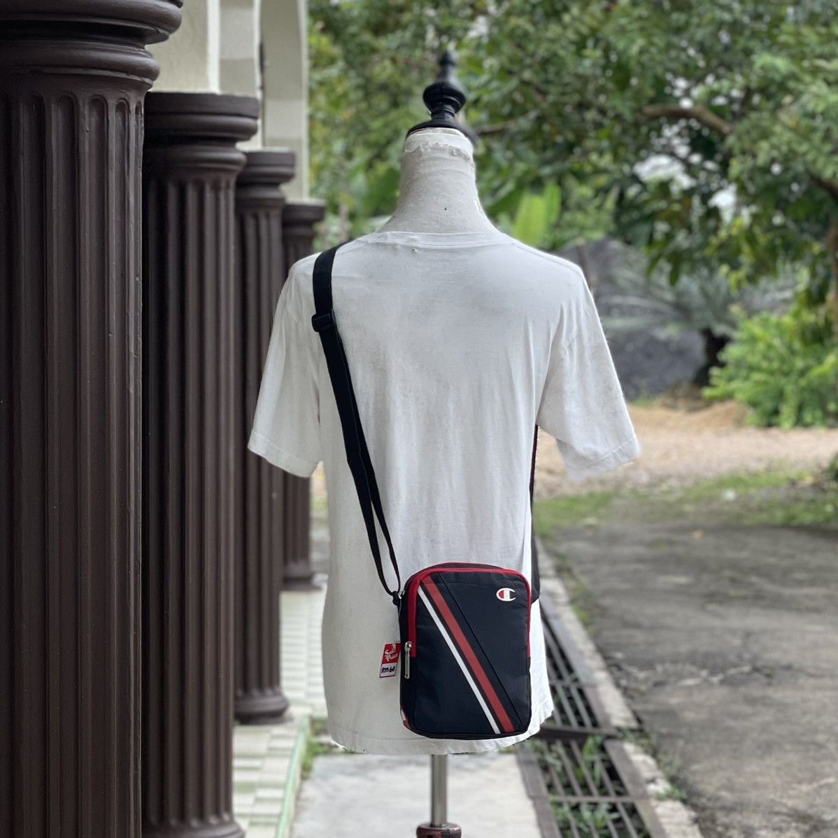 Champion STREET STYLE CHAMPION CROSSBODY Size ONE SIZE - 1 Thumbnail