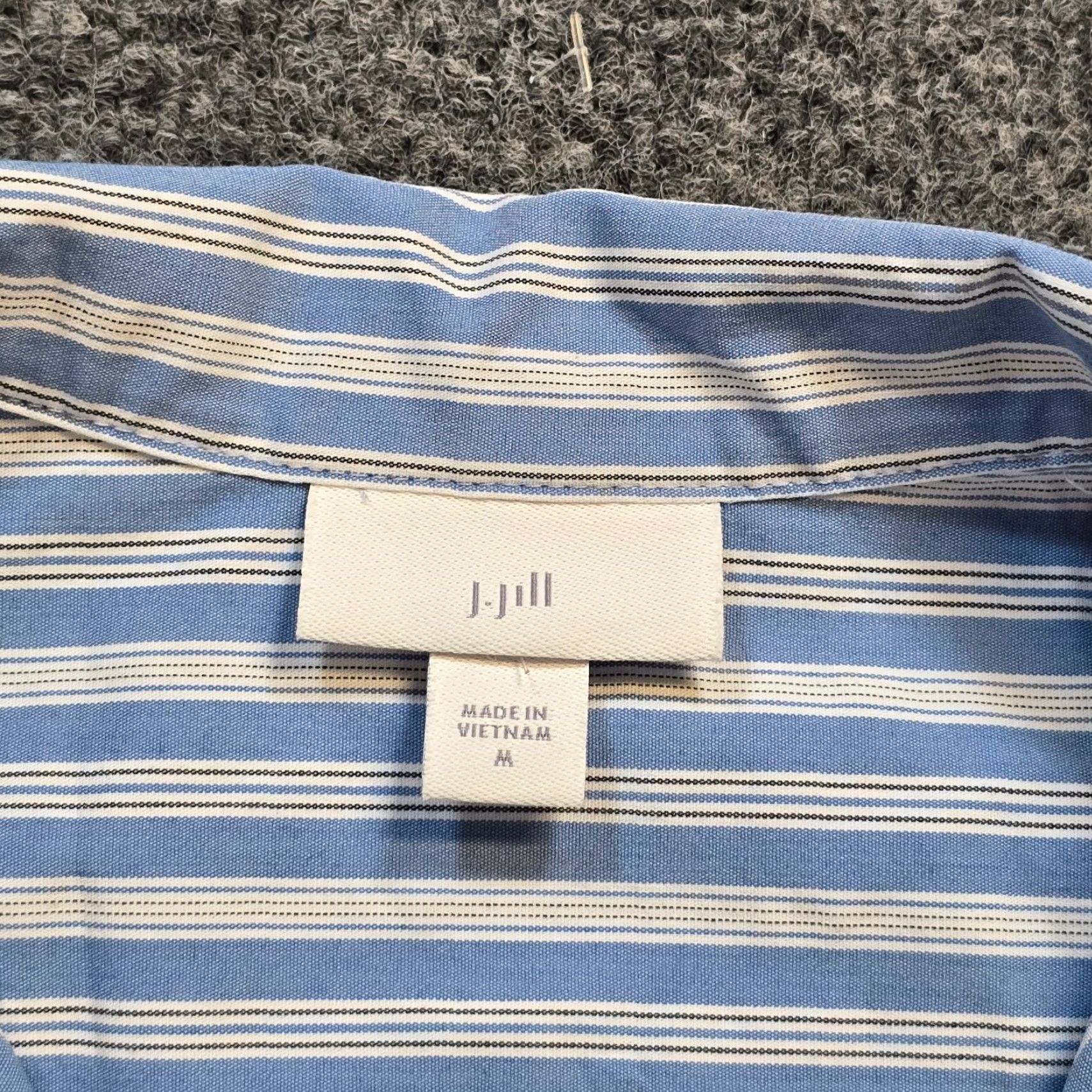 J. Jill J Jill Top Womens Medium Blue Striped 1/4 Button Long Sleeve Business Casual Blouse Cutout? Size M / US 6-8 / IT 42-44 - 3 Thumbnail