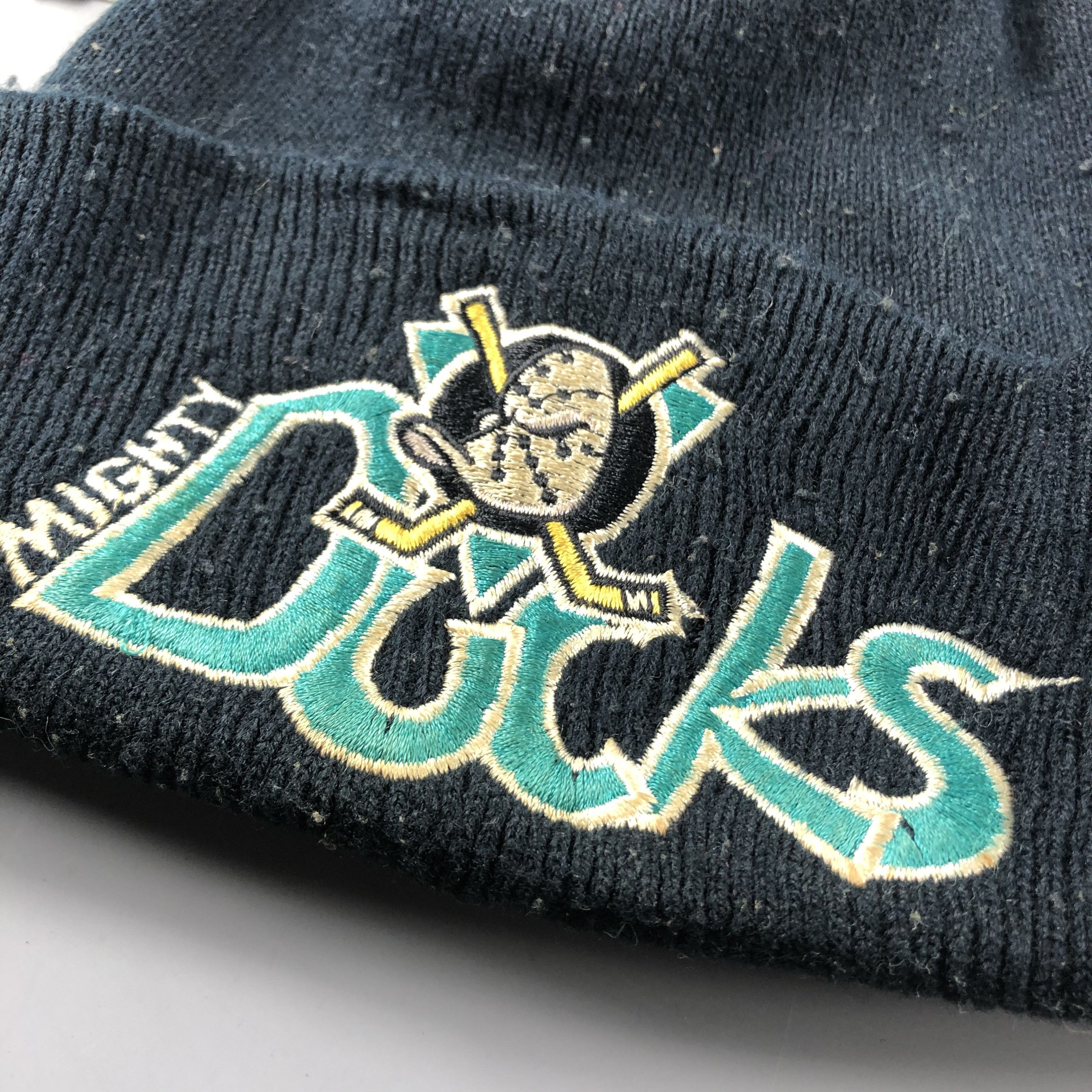 Vintage Mighty Ducks Beanie Snow Hat Snow Cap -D517 Size ONE SIZE - 4 Thumbnail