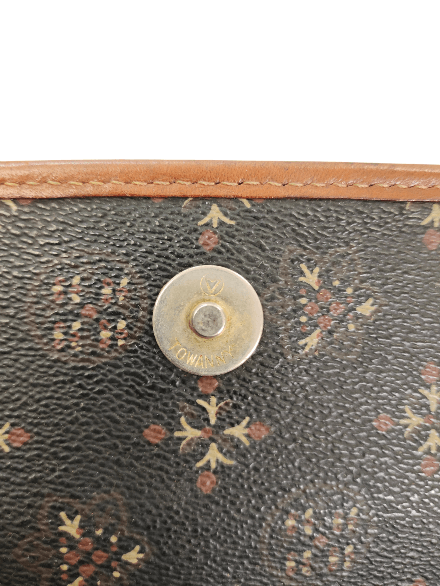 Leather Vintage Sachs Lederwaren Japan Patina Leather Crossbody Bag Size ONE SIZE - 8 Thumbnail