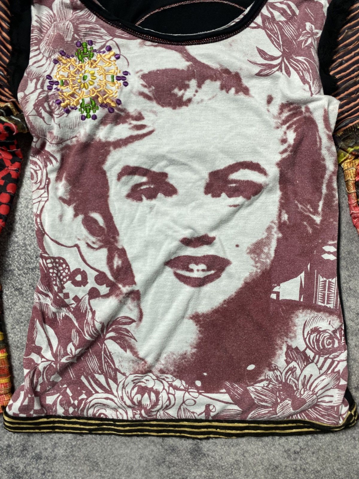 Hysteric Glamour MERLIN MONROE HYSTERIC GLAMOUR STYLE LONG SLEEVE DESIGUAL Size S / US 4 / IT 40 - 3 Thumbnail