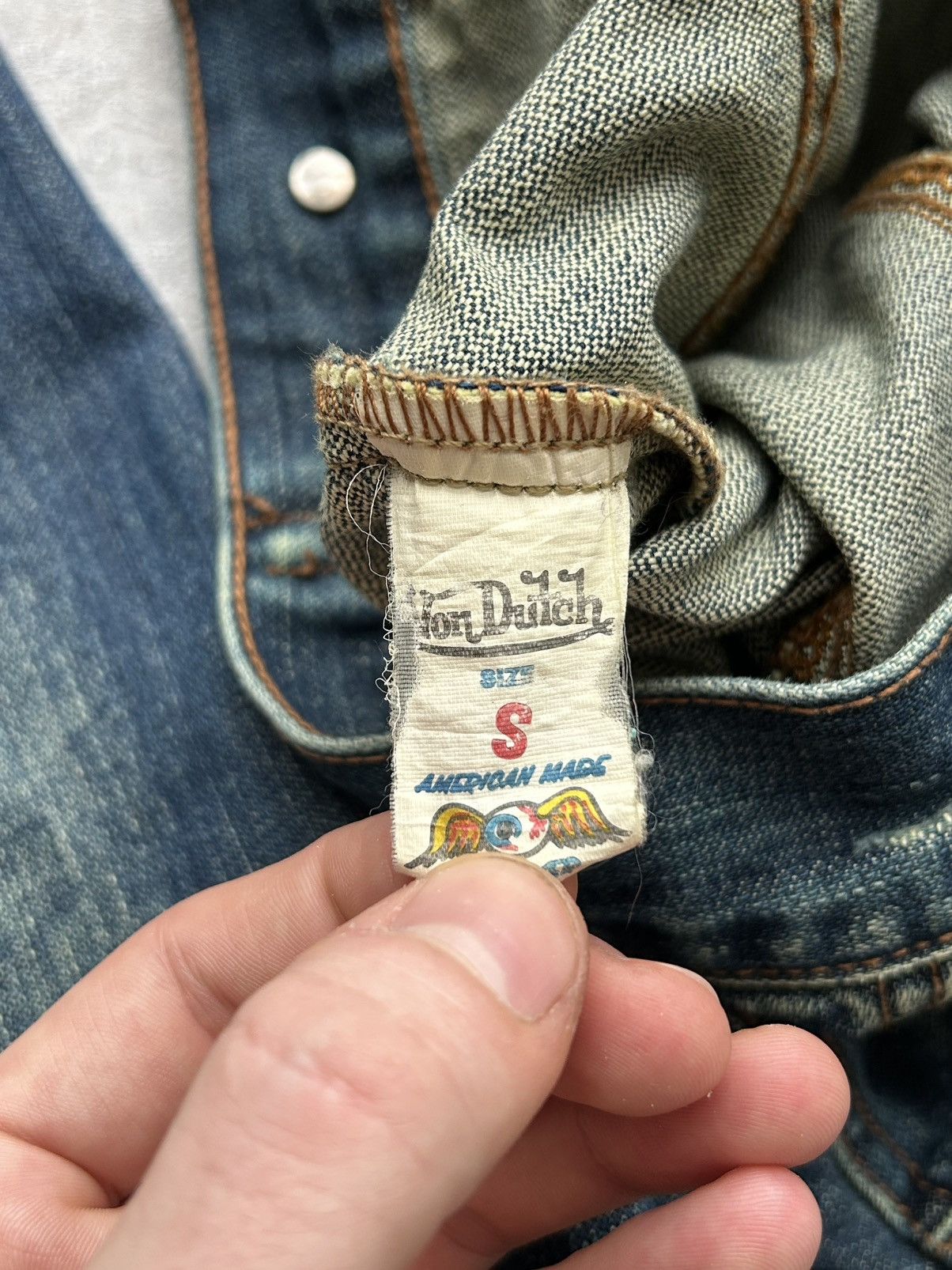 Von Dutch 00s Von Dutch Tattoo Distressed Denim Button Jacket Y2K Size S / US 4 / IT 40 - 12 Thumbnail